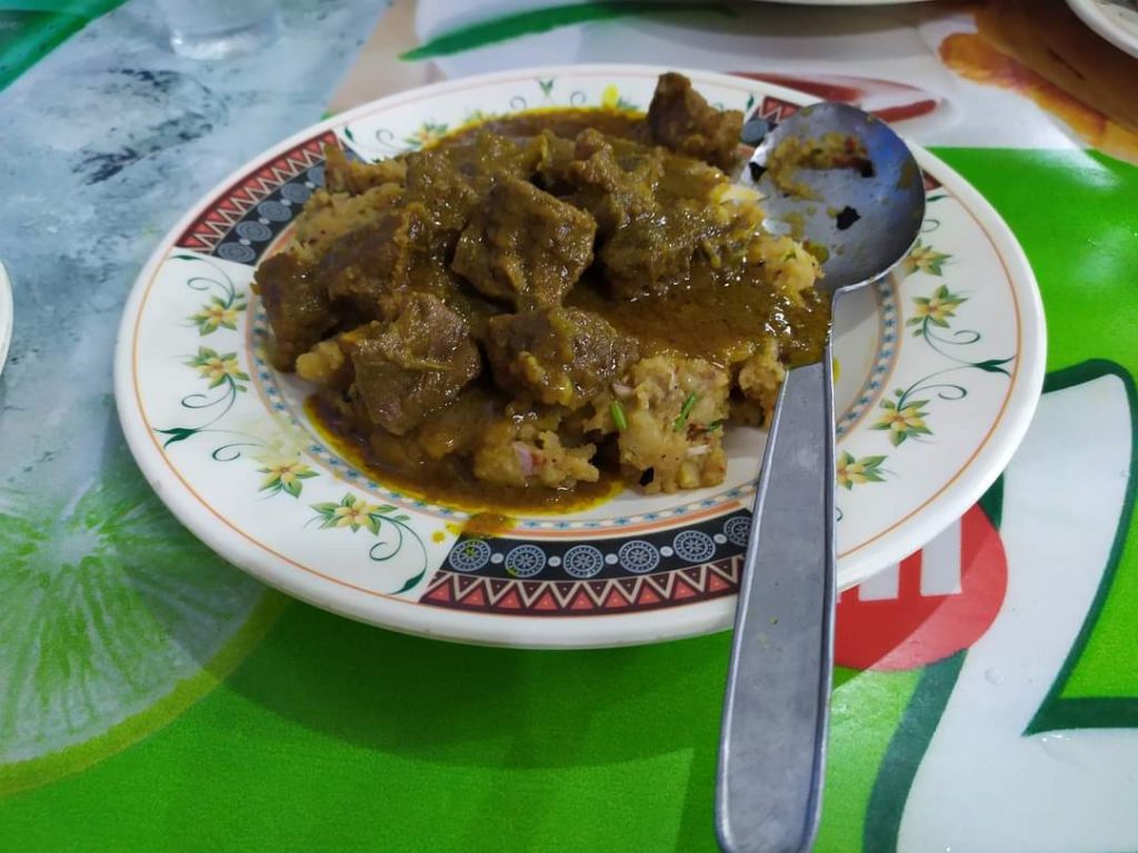 কুমিল্লার ছন্দু হোটেলে গরুর মাংস