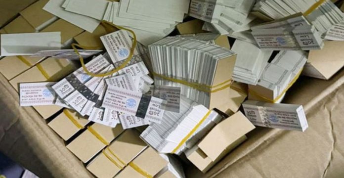 কাগজের আড়ালে নকল স্ট্যাম্প: রহস্য উন্মোচনে পিবিআই