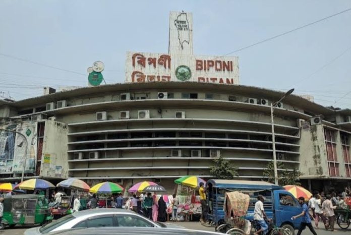 new market নিউমার্কেট