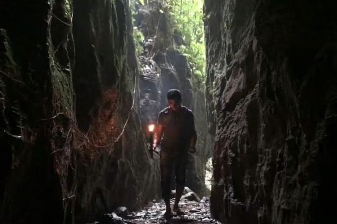 খাগড়াছড়ির বাদুড়গুহা: অ্যাডভেঞ্চার আর গা ছমছমে অনুভূতি