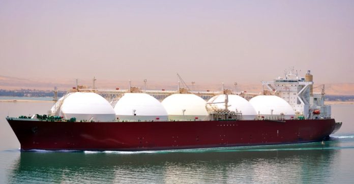 অনুসন্ধানে অবহেলা, আমদানিতে ভর করে জ্বালানি নিরাপত্তায় ঝুঁকি