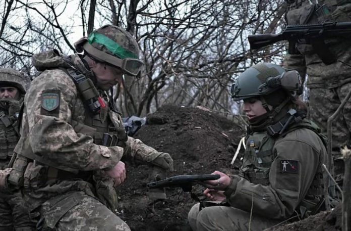ইউক্রেন যুদ্ধে বদলে যাওয়া রণকৌশল রাশিয়া-ইউক্রেন যুদ্ধ