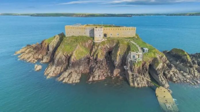 থর্ন আইল্যান্ড